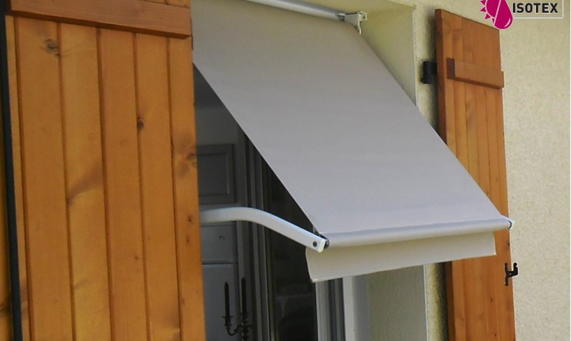 Store Ombrine sur mesure signé Isotex