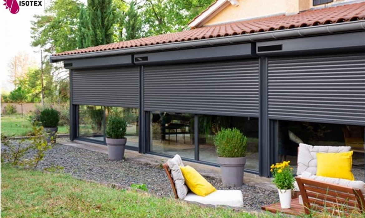 Volets Roulants Solaires Anthracite sur Mesure à Saint Quentin Fallavier