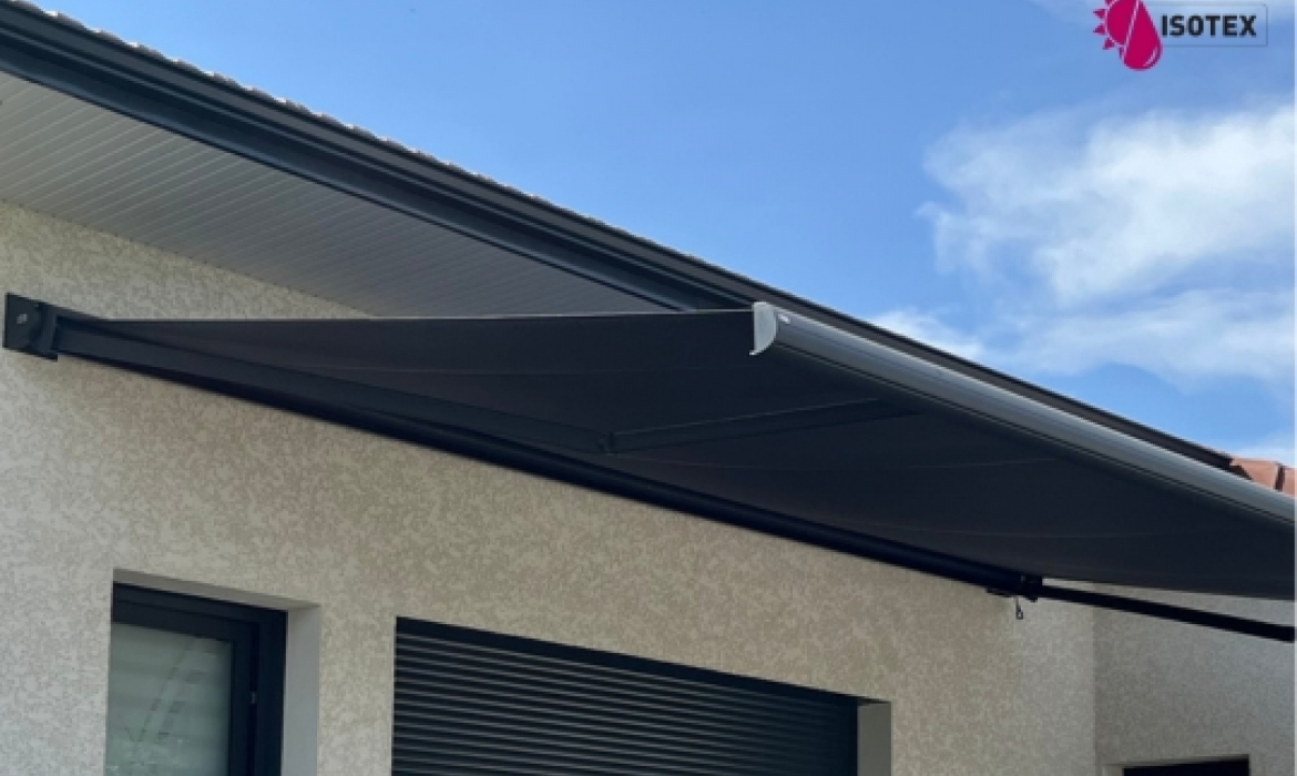 Confort et design : Store banne sur mesure à Bourgoin-Jallieu (Isère)