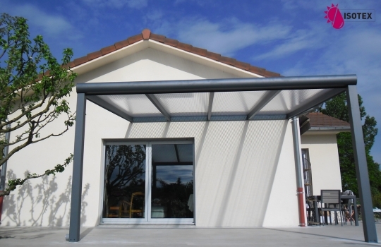 Pergola sur mesure à Villefontaine