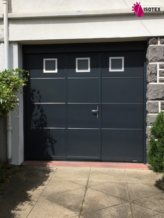 Porte de garage sectionnelle refoulement plafond
