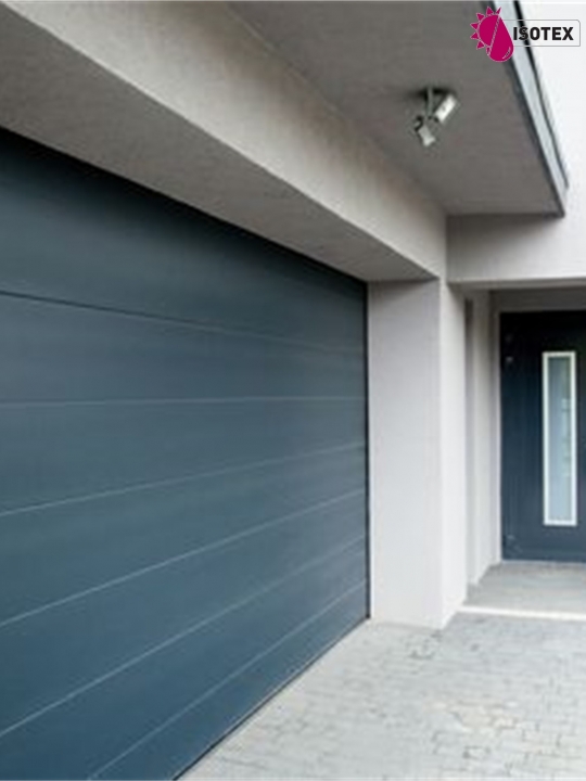 Porte de garage sectionnelle refoulement plafond