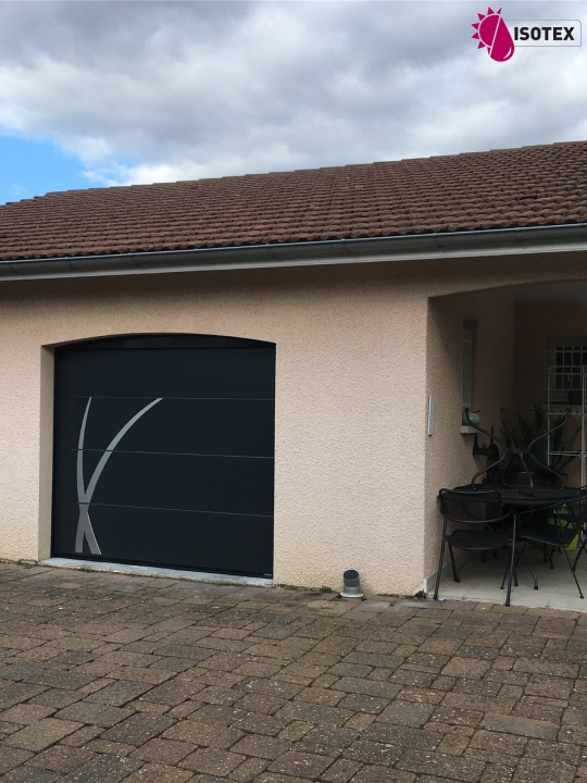 Porte de garage sectionnelle refoulement plafond