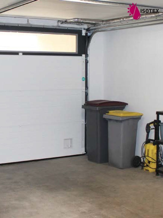 Porte de garage sectionnelle refoulement plafond