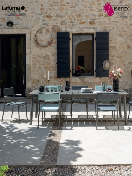 Table Repas Lafuma Mobilier Oron 150 LAT - 154 x 100 cm