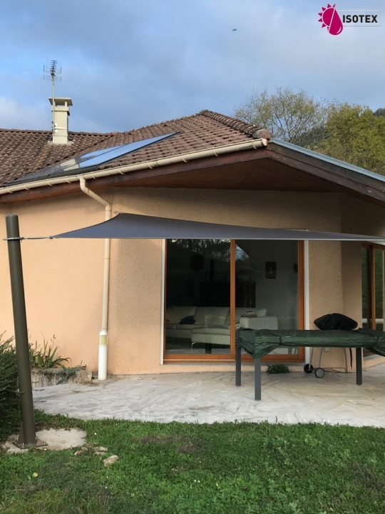 Voile d'ombrage Eliante Star Triangle sur mesure